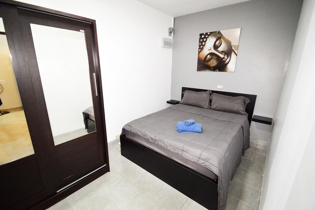 Ruamchok Ocean View Apartment Pattaya Exterior photo
